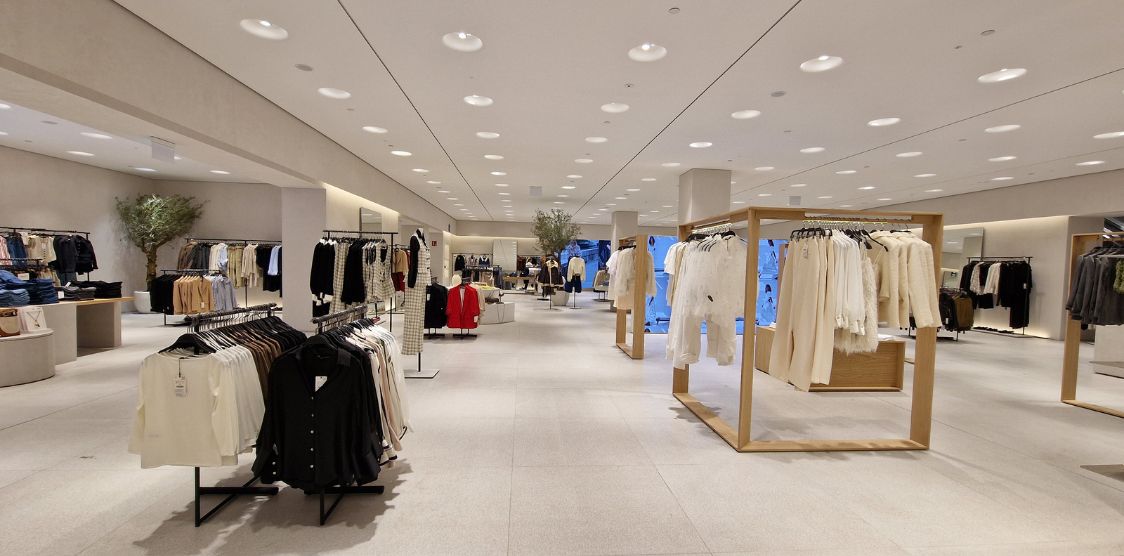 RETAIL SAFARI U ZARI
